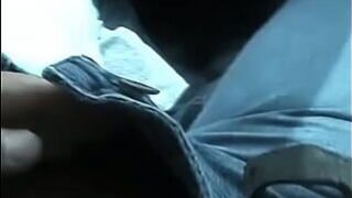 Amateur sex in a car porn video